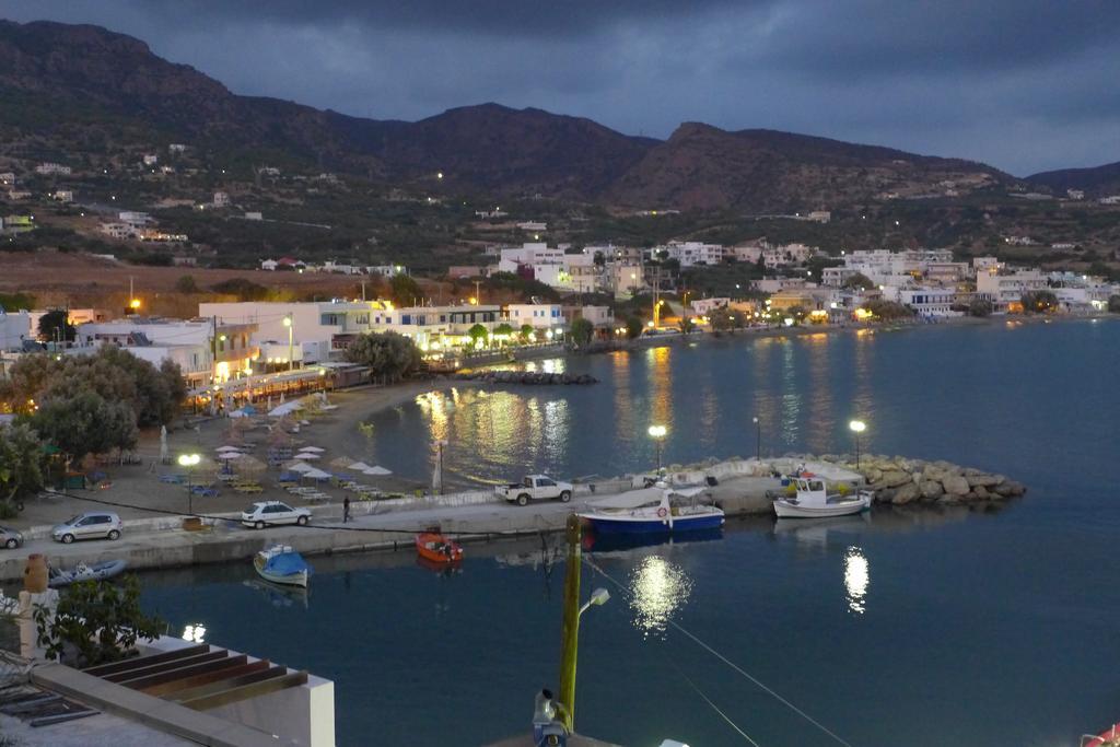 Panmar Apartments Makrýgialos Eksteriør bilde